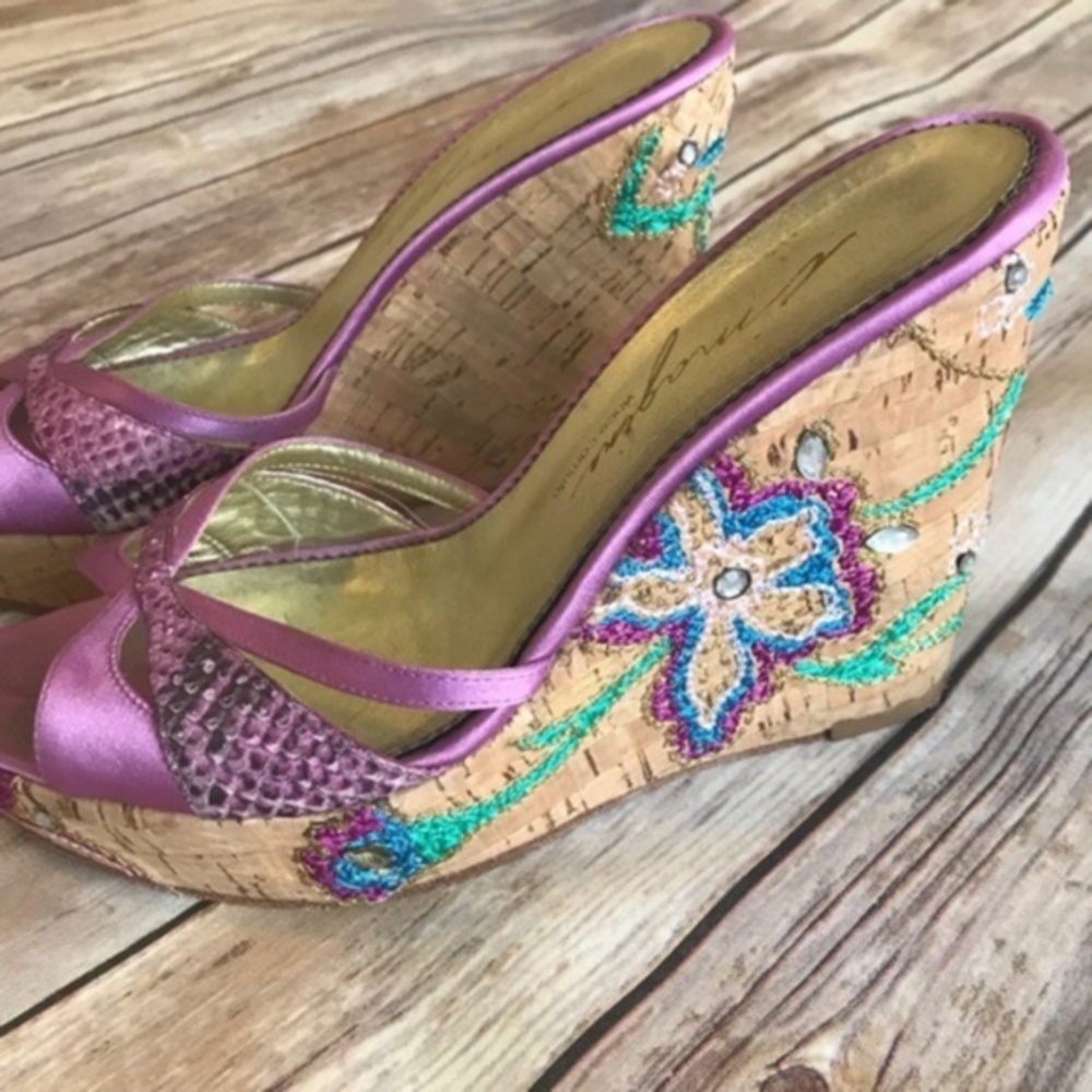 Vince Camuto Purple Jeweled wedges